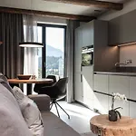 Aparthotel Going Triple A East 4*