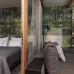 Going Triple A East Aparthotel 4*