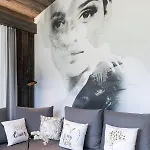 Going Triple A East Aparthotel 4*