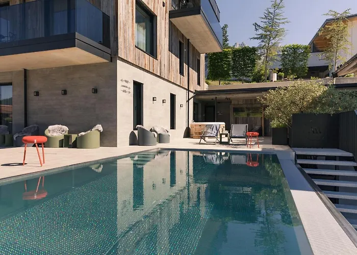 Aparthotel Going Triple A East 4*